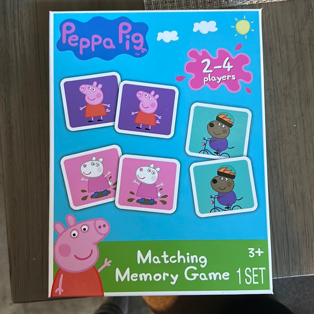 Peppa pig 2-4 players marching memory game. All cards included